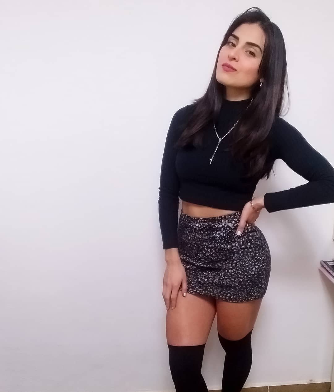 sexy latina miniskirt #Dg8j91r4