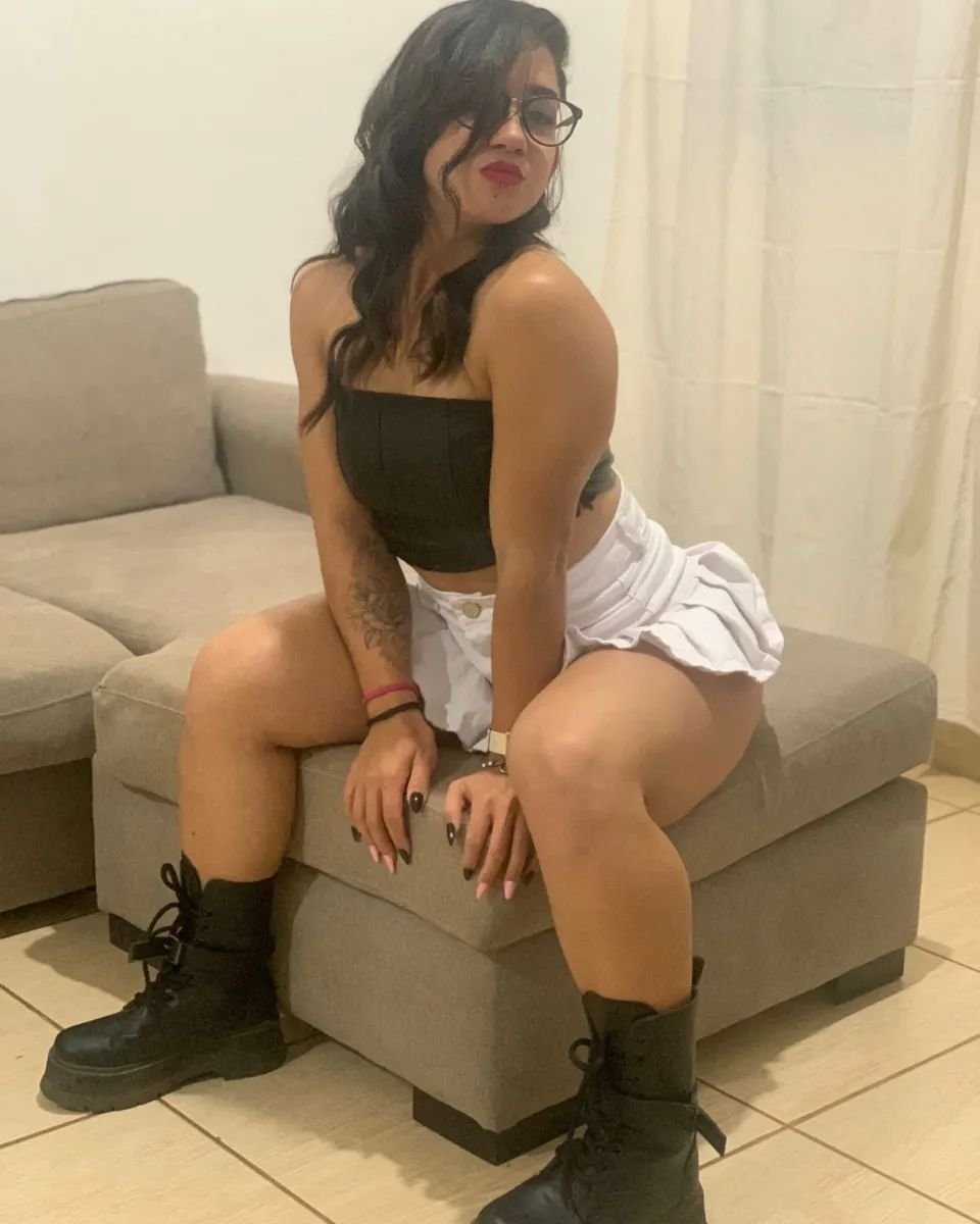 sexy latina miniskirt #dGOS8ekU