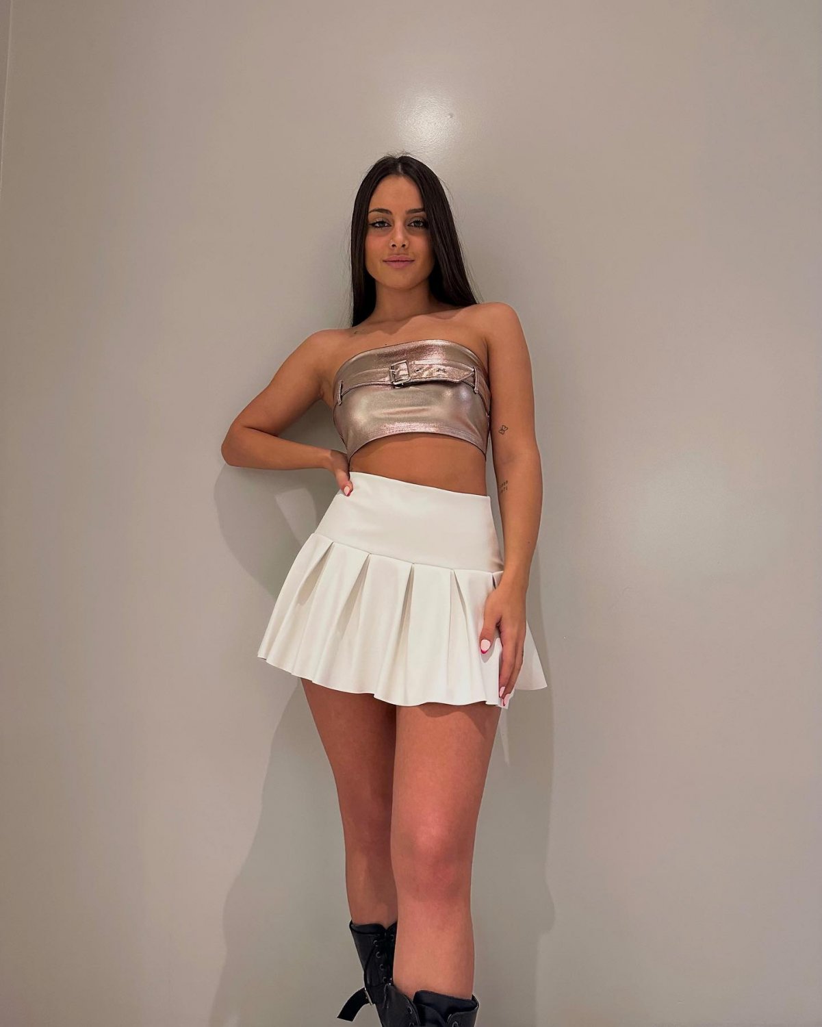 sexy latina miniskirt #qeM3Nd9R