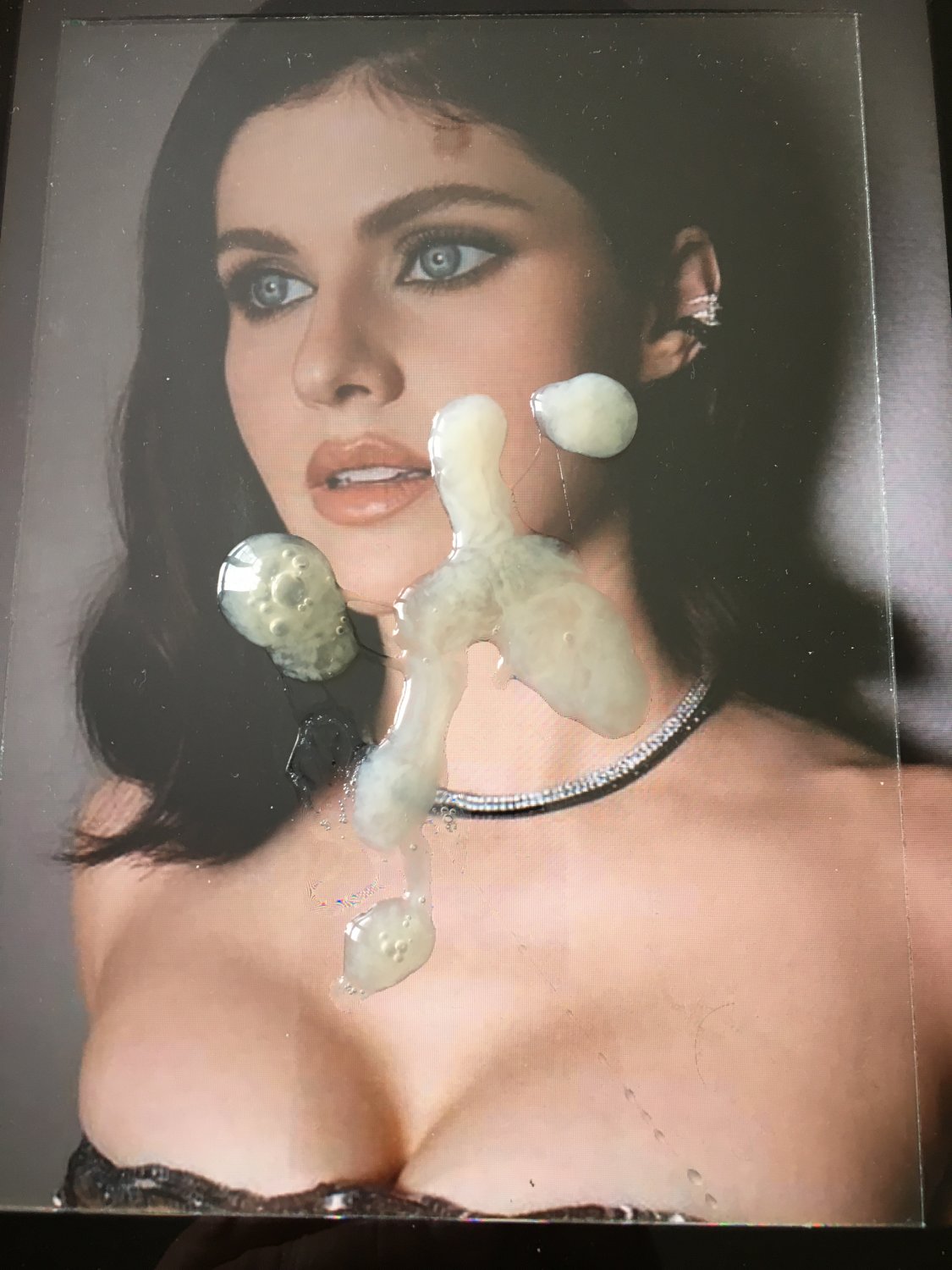 Alexandra Daddario Cum Tribute #QVZ7aw2V