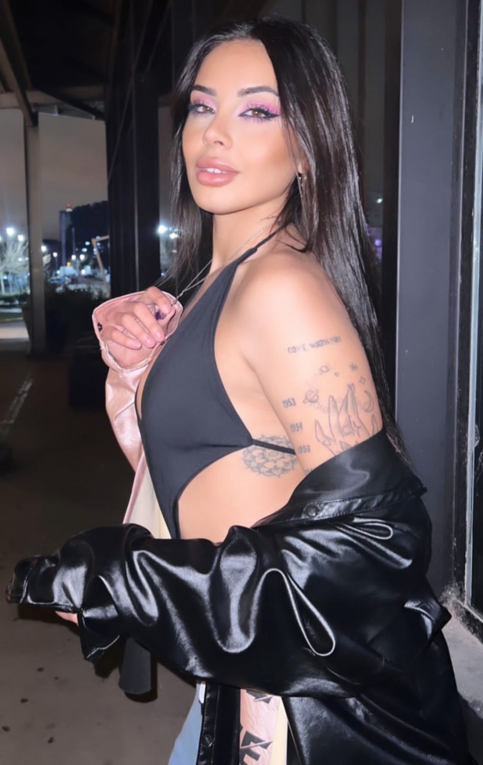 Very hot and sexy latina, from the Instagram, who's tight holes should get stretched by a huge cock #crVbVmzq