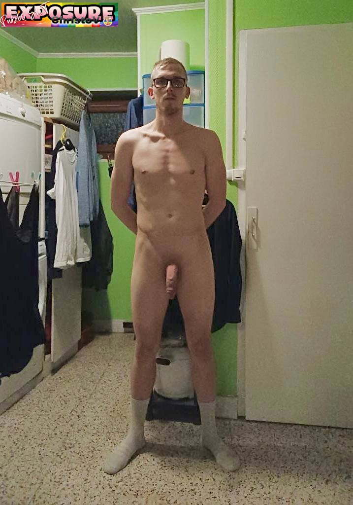 French faggot, the slut of @allan201102 exposes and seeks to be used for the pleasure of real men #FTsLCgc1