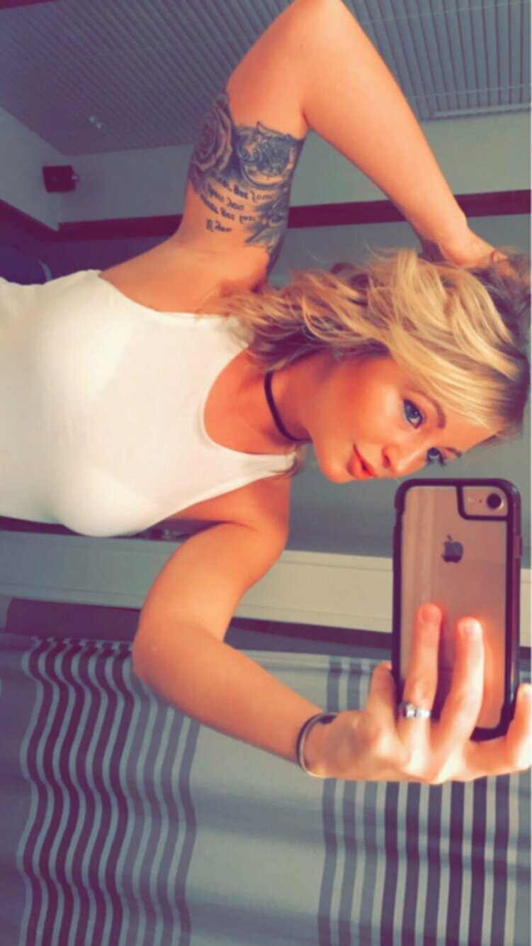 Chat Pic Slut Miranda #r3E7pn7Y