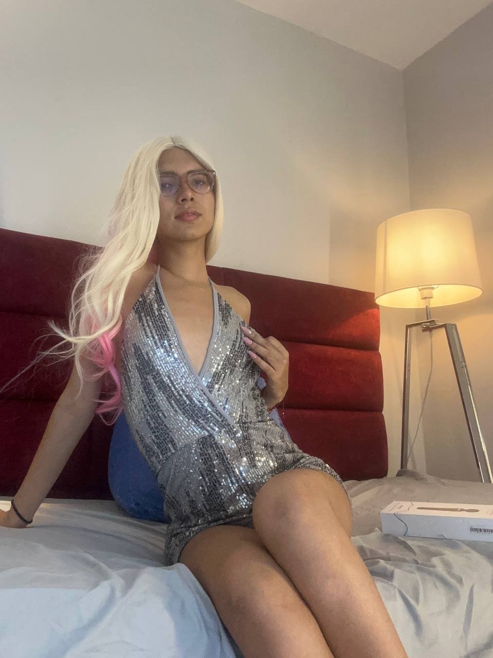 very sexy but you'd like to find out how hot I am... #GOepg6gF