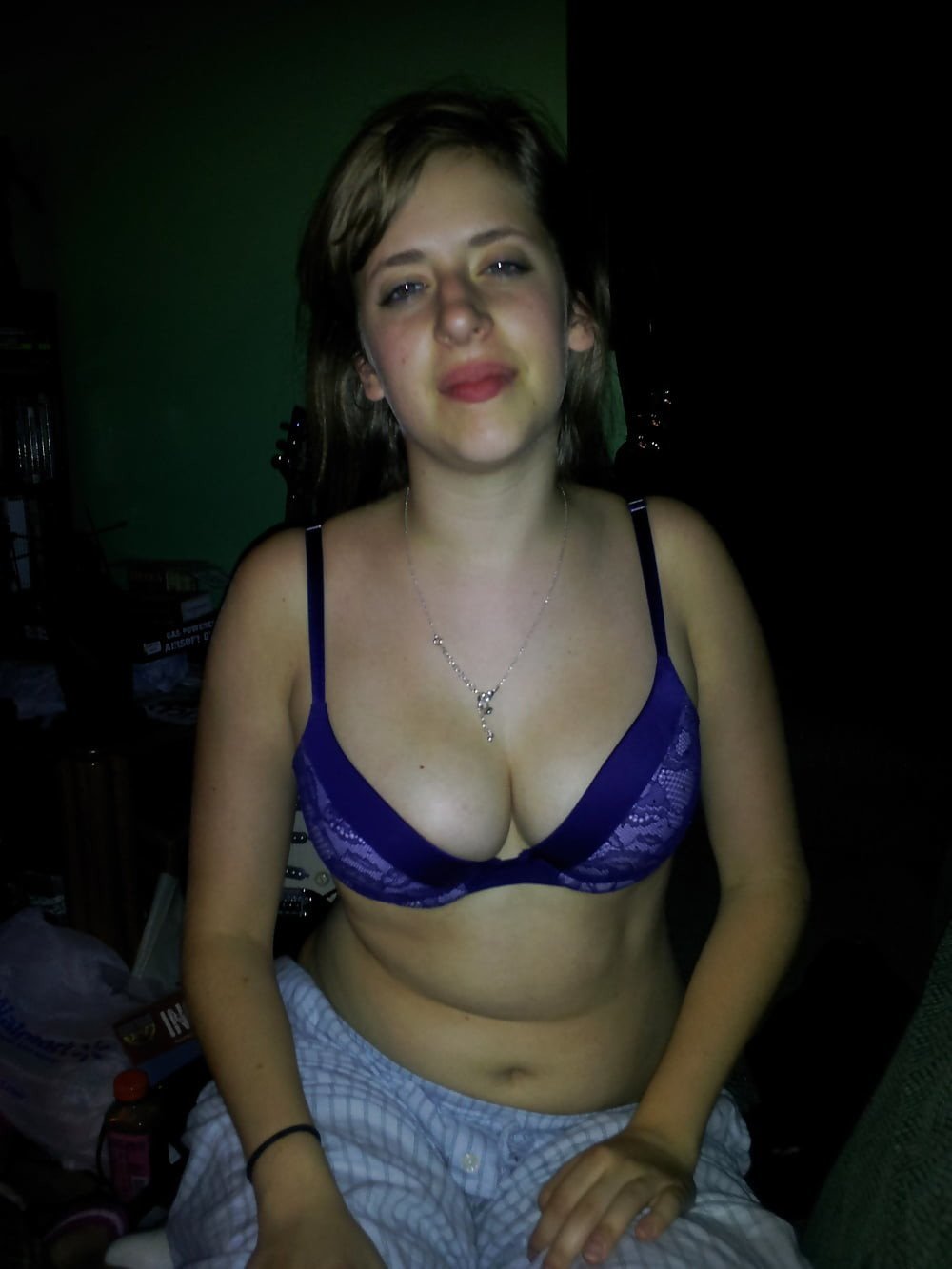 Webslut Alyssa exposed #4pz675TD