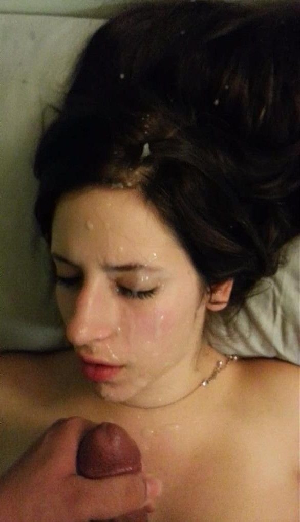 Webslut Alyssa exposed #nToHDEdn